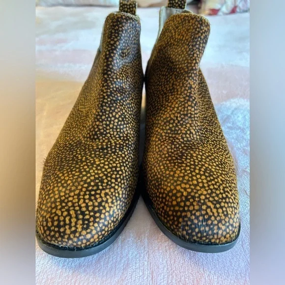 Seychelles brown animal print calf dyed hair slip on booties size 8 - Picture 3 of 11